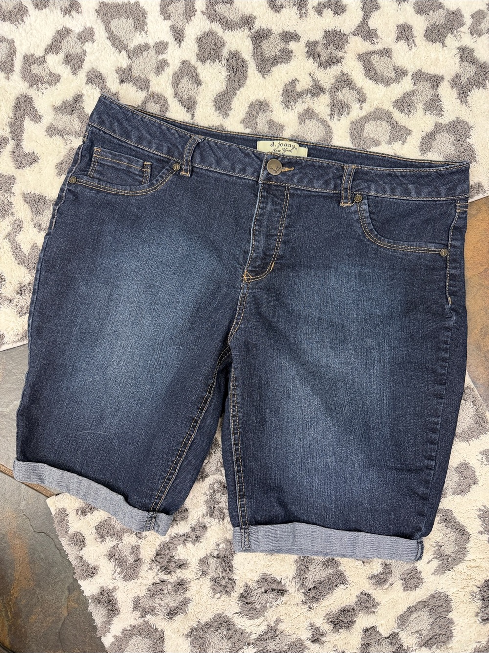 d. jeans Indigo Blue Rolled-Cuff Denim Bermuda Shorts